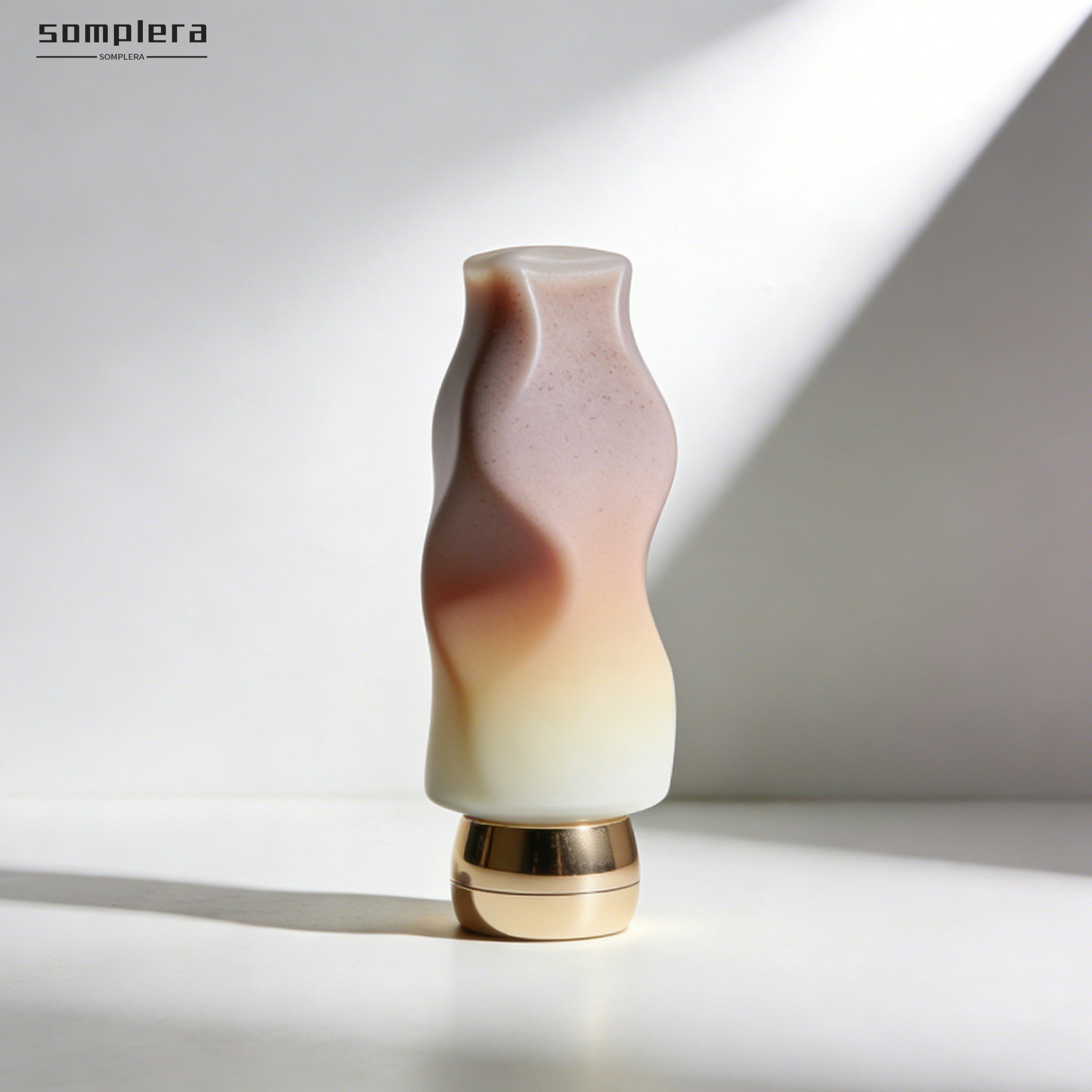 深層清潔潔面磨砂膏三瓶裝產品包裝展示