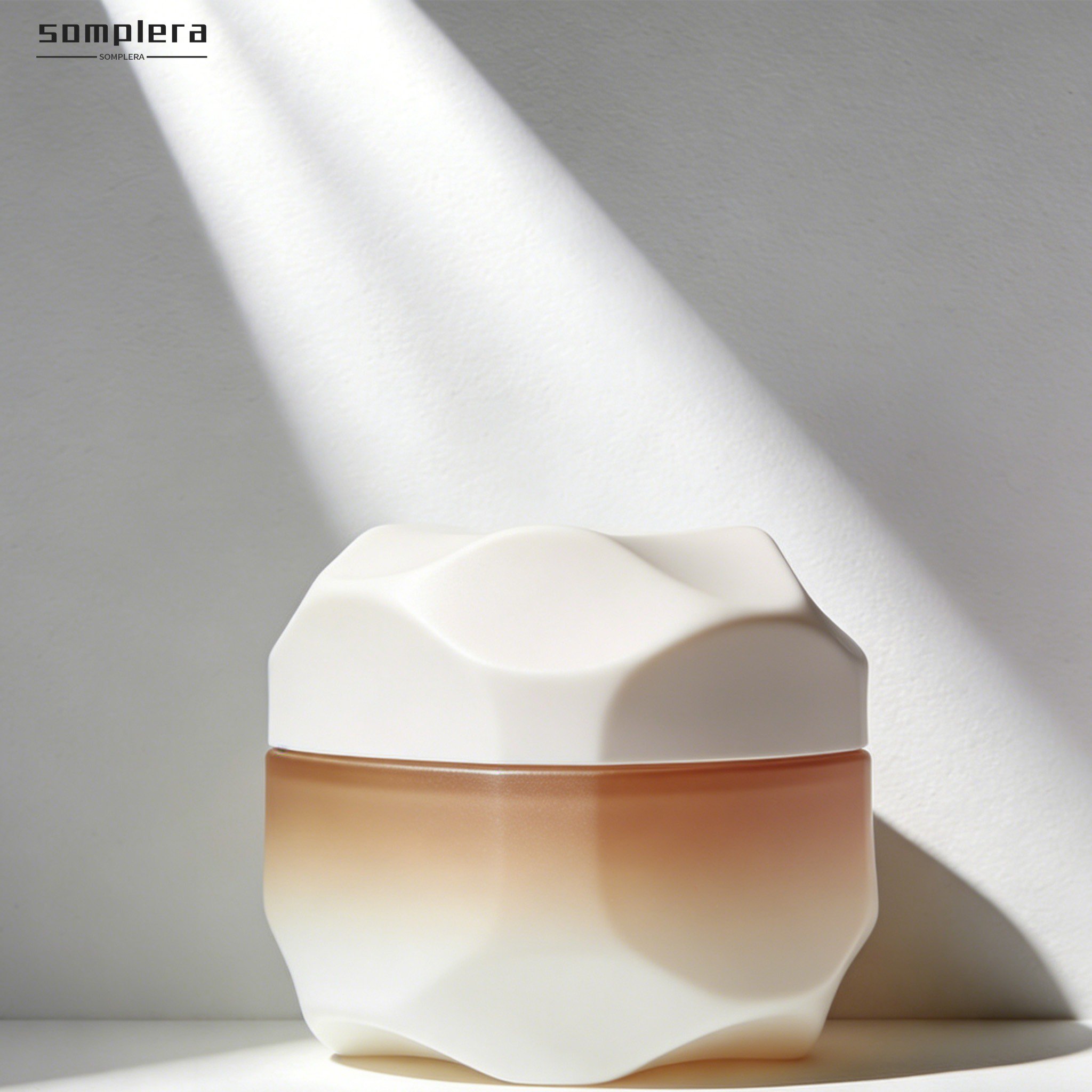 泥膜面膜塗抹於臉部示意圖