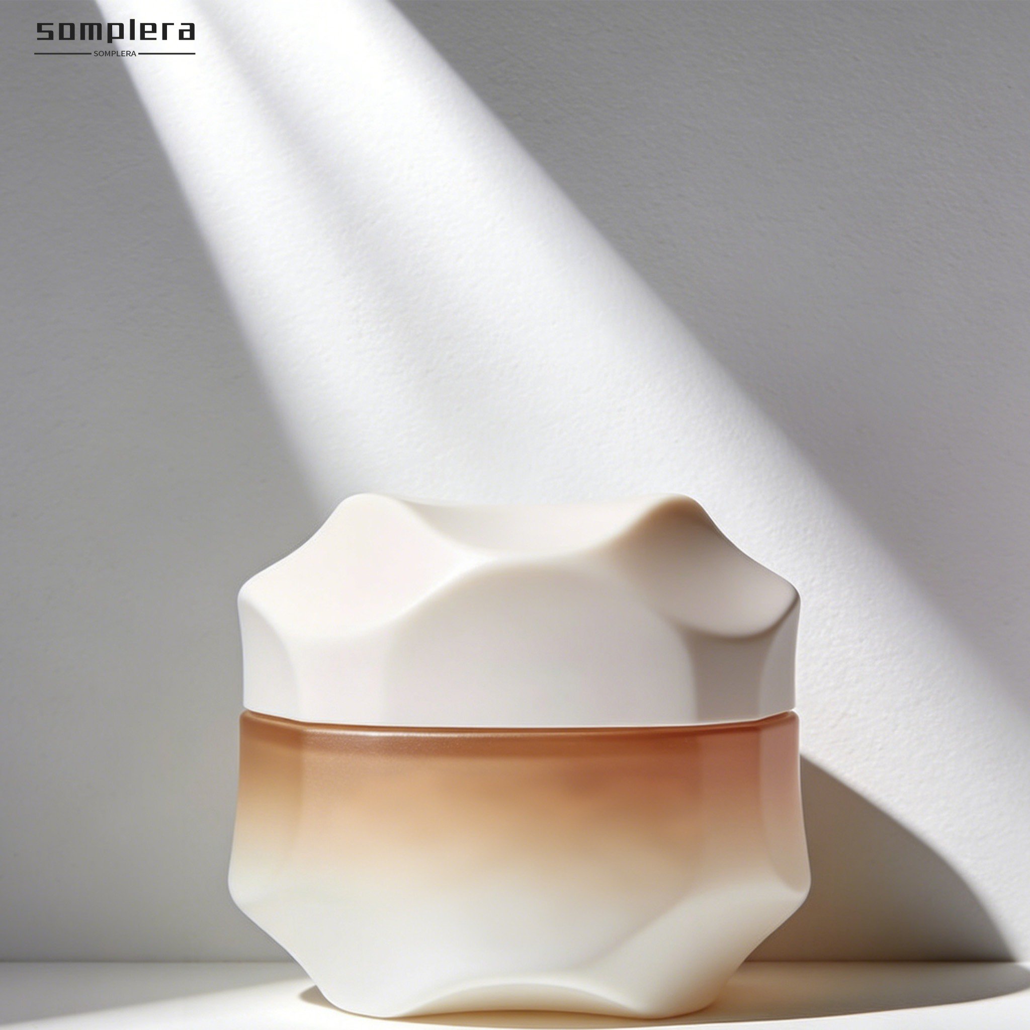 泥膜面膜三瓶組合產品包裝展示