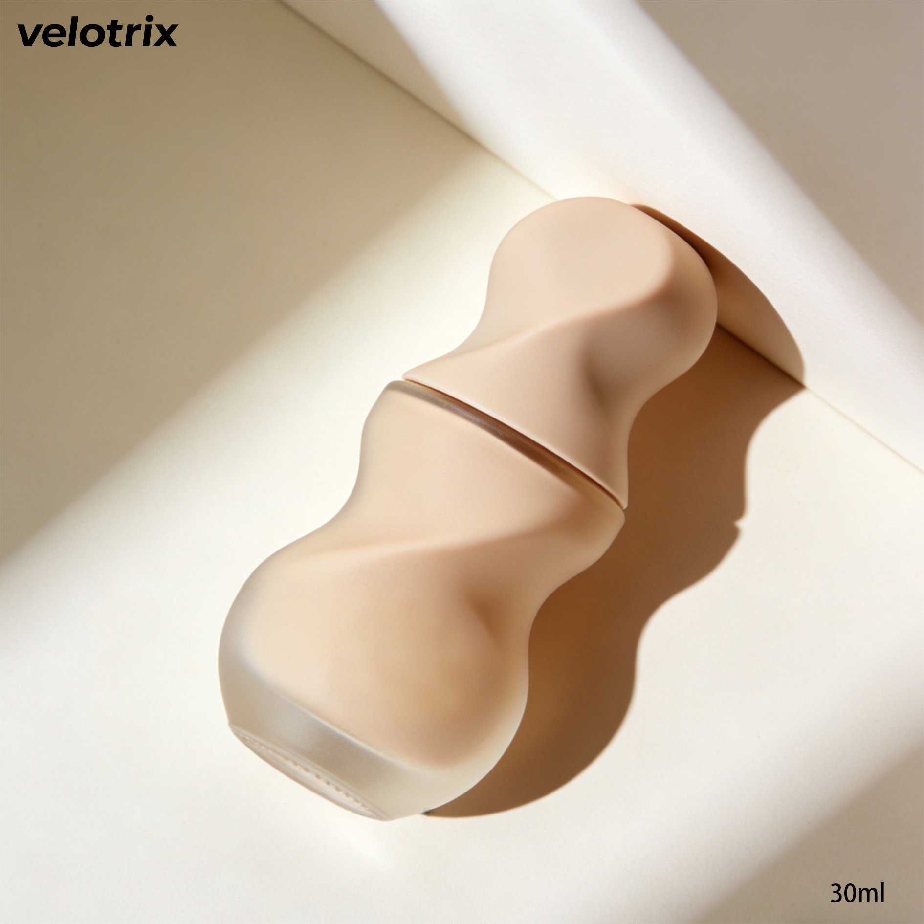 持久服貼粉底液示範