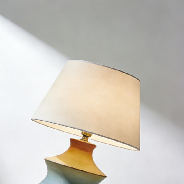 多功能充電式檯燈