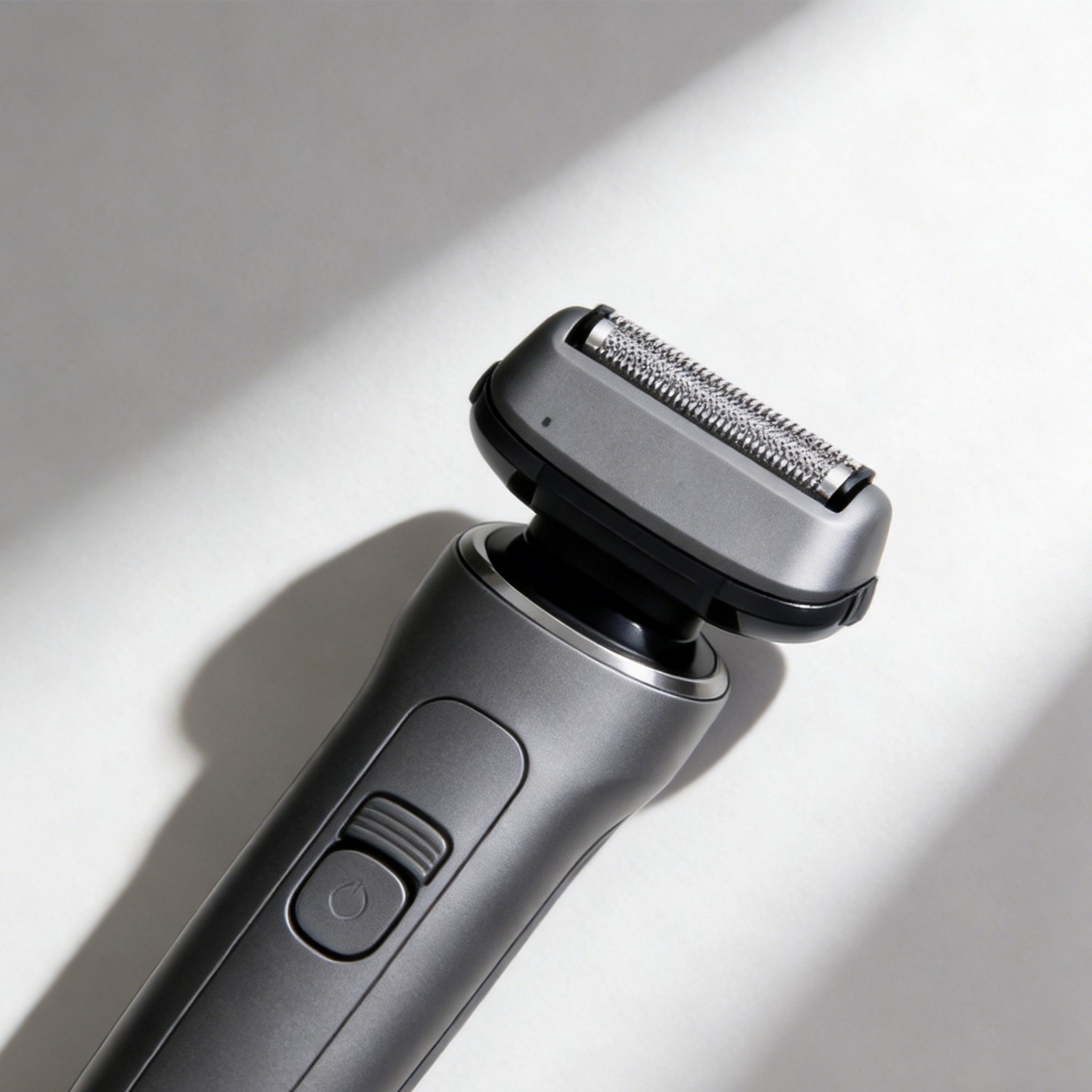 剃鬚刀經典款正面外觀