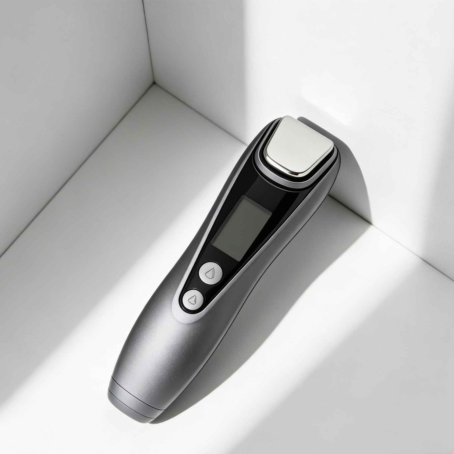 多功能脸部美容仪