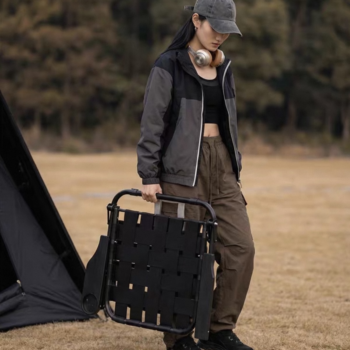BLACKDOG CBD2550JJ068 Outdoor Folding Chair Ergonomic Camping Chair Heavy Duty Portable Chair 120kg