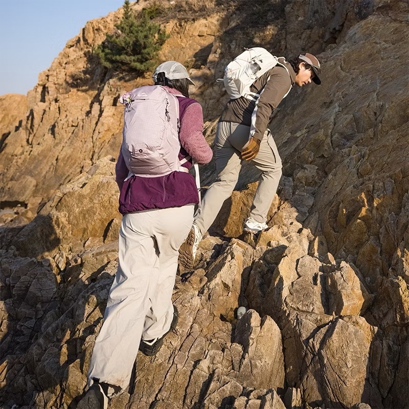 Naturehike CNK2550XB016 Longwa Base 20L Lightweight Hiking Backpack 559g Ultra-Light