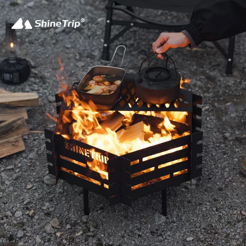 ShineTrip A483 Foldable Outdoor Fire Pit / Wood & Charcoal Stove
