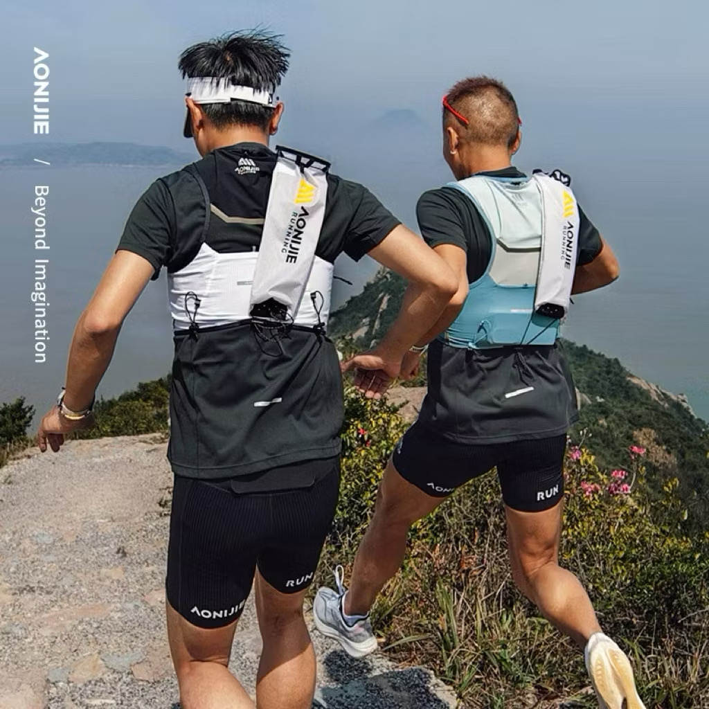 AONIJIE Outdoor Hydration Backpack C9116 5L – Trail Running, Hiking & Cycling Pack