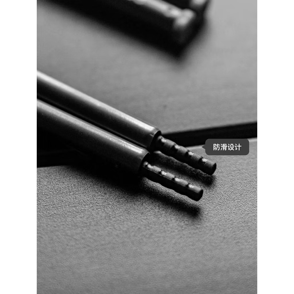 AWADA Portable Telescopic Chopsticks Food-Grade, Non-Slip, Easy-to-Clean, Single-Person Chopsticks
