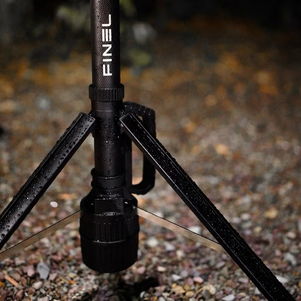 FINEL N7/PLUS Outdoor LED Camping Light Carbon Fiber Rechargeable Waterproof Portable Lamp