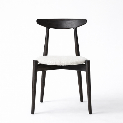 黒色アッシュウッドシュケチェア 柔らかいクッション付き | 北欧風ダイニングチェア