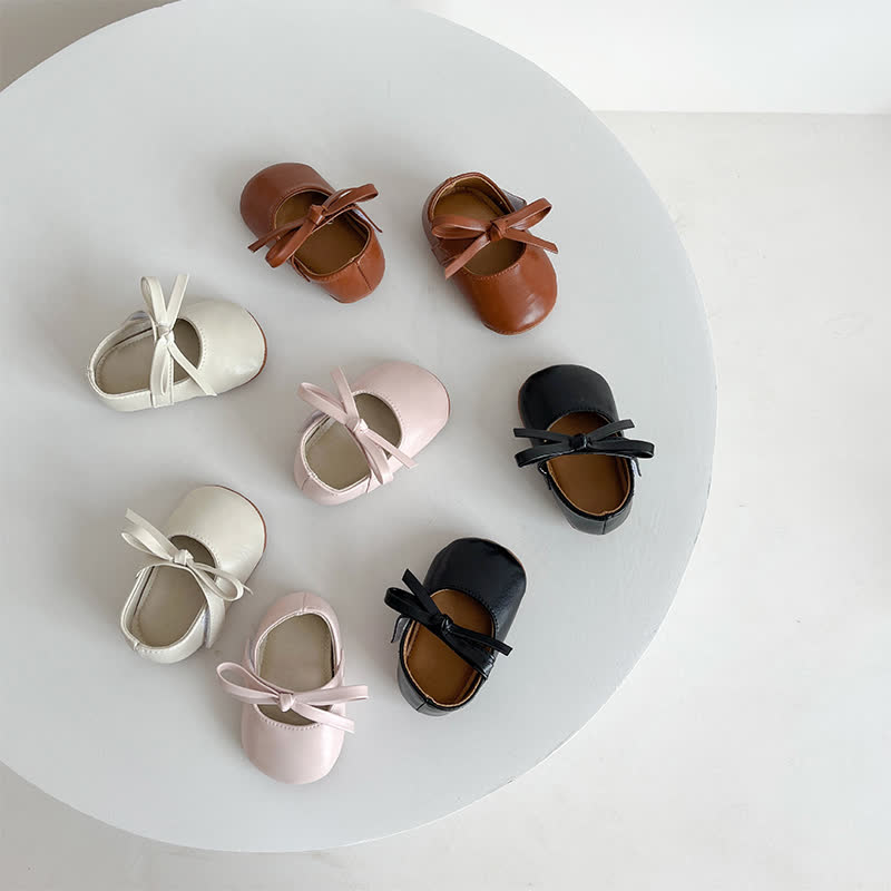 حذاء باليه ذو مقدمة مستديرة وقوس صلب - image 2