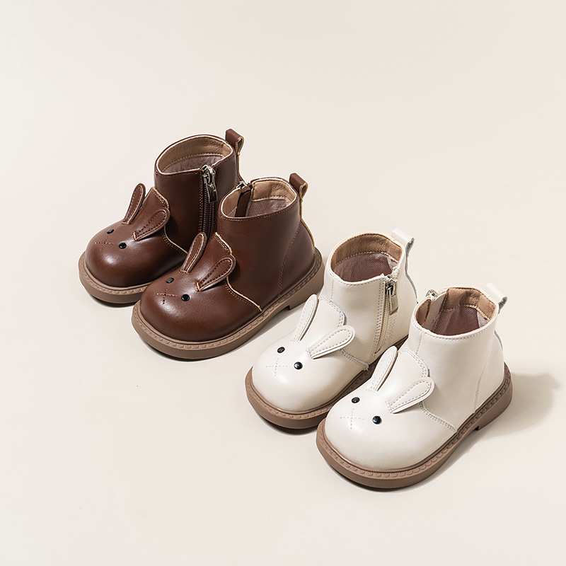 بوت للكاحل ذو مقدمة مستديرة وقوس صلب - image 2