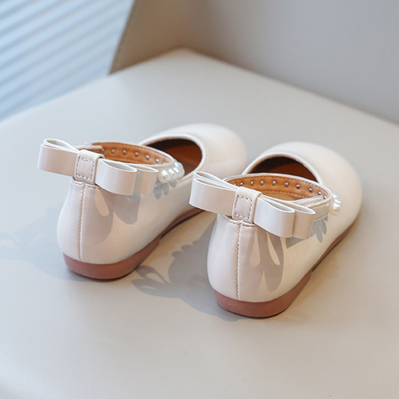 حذاء مسطح ذو مقدمة دائرية بطلاء معدني صلب - image 2