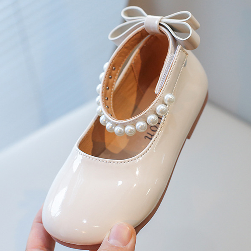 حذاء مسطح ذو مقدمة دائرية بطلاء معدني صلب - image 3