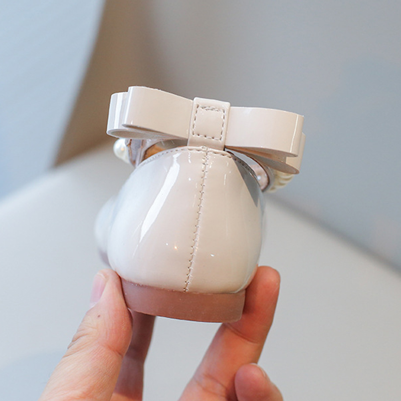 حذاء مسطح ذو مقدمة دائرية بطلاء معدني صلب - image 5