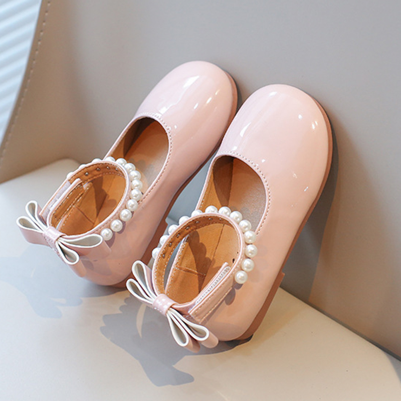 حذاء مسطح ذو مقدمة دائرية بطلاء معدني صلب - image 10