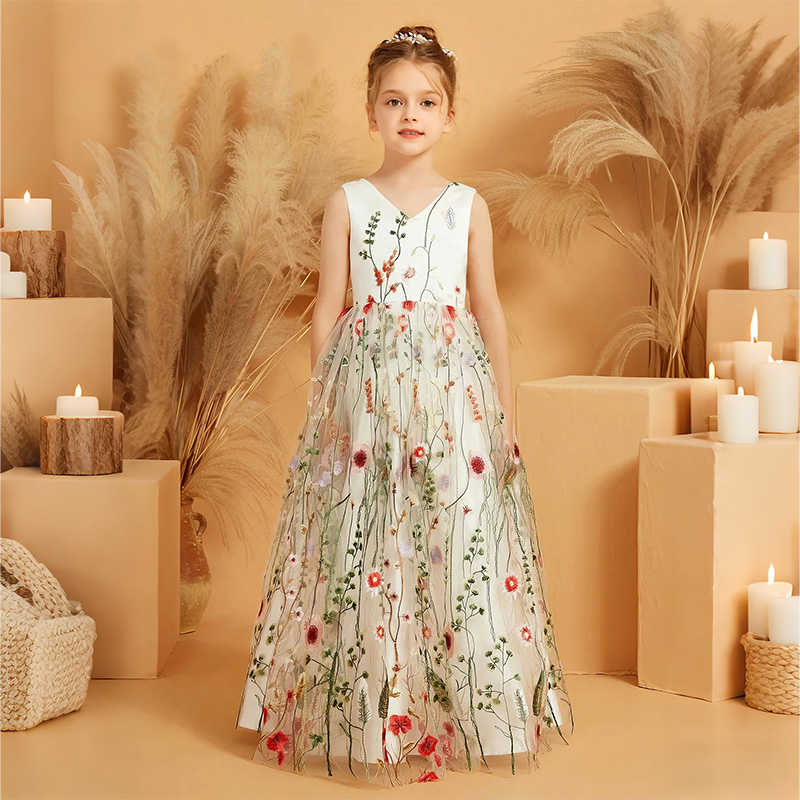 فساتين طويلة بدون أكمام مطرزة بالزهور من قماش شبكي - image 1