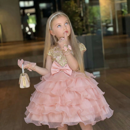 فساتين ميدي من الأورجانزا بأكمام قصيرة وربطة عنق مفتوحة من الأمام - image 1