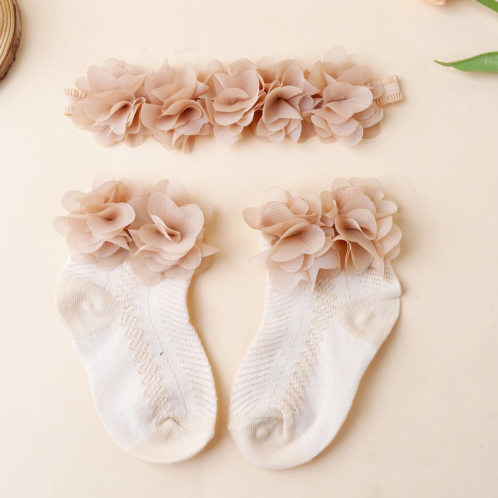 جوارب وربطة شعر مزينة بوردة صلبة - كاكي - 0-1 سنة - image 6