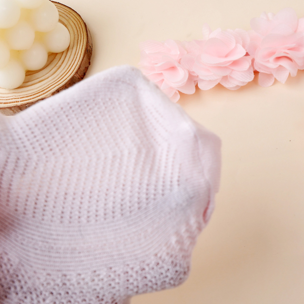 جوارب وربطة شعر مزينة بوردة صلبة - image 2