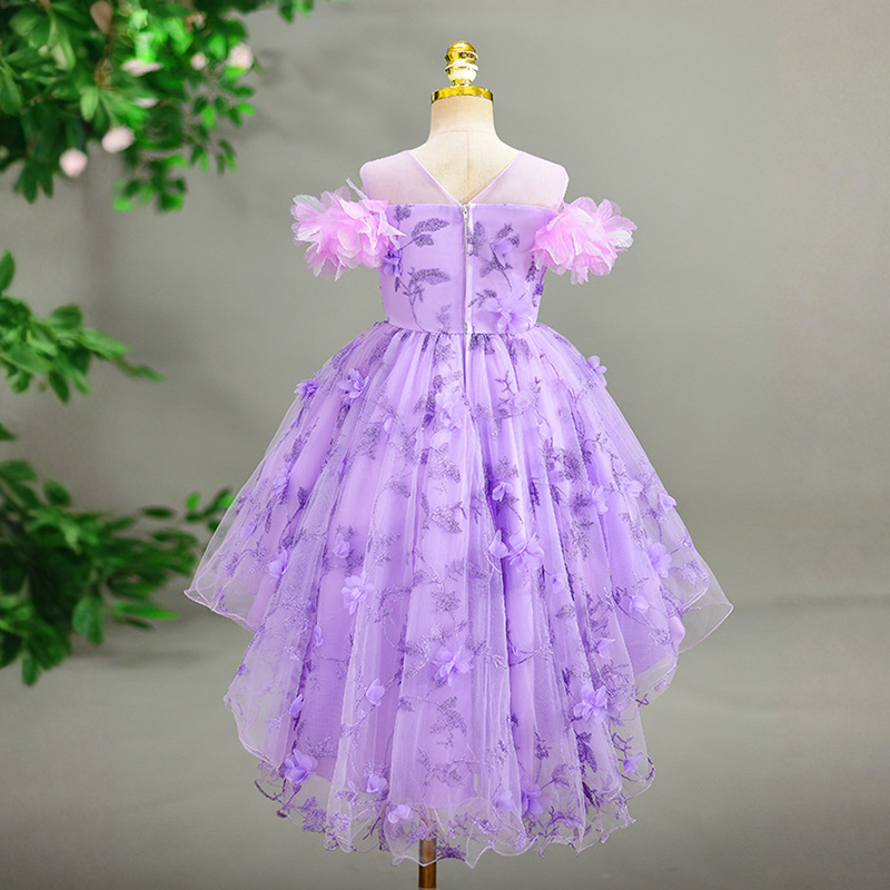 فساتين ميدي بدون أكمام مزينة بتطريز شبكي ووردة مقسمة - image 6