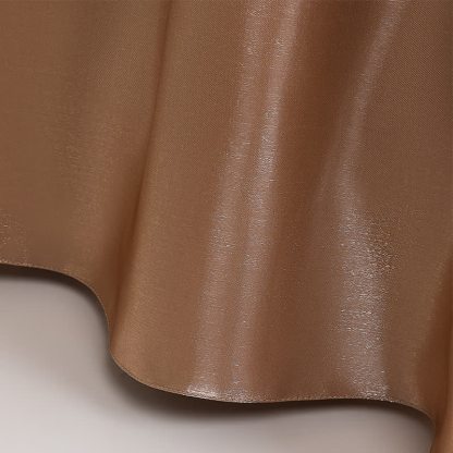 فساتين ماكسي بأكمام قصيرة مزينة بوردة من الساتان - image 20