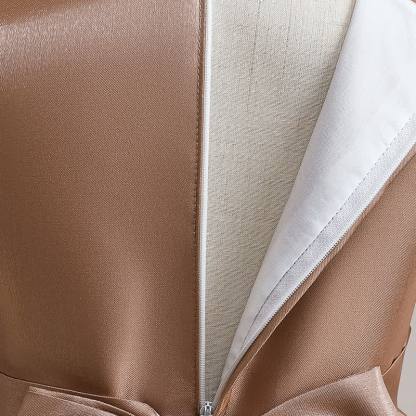 فساتين ماكسي بأكمام قصيرة مزينة بوردة من الساتان - image 19