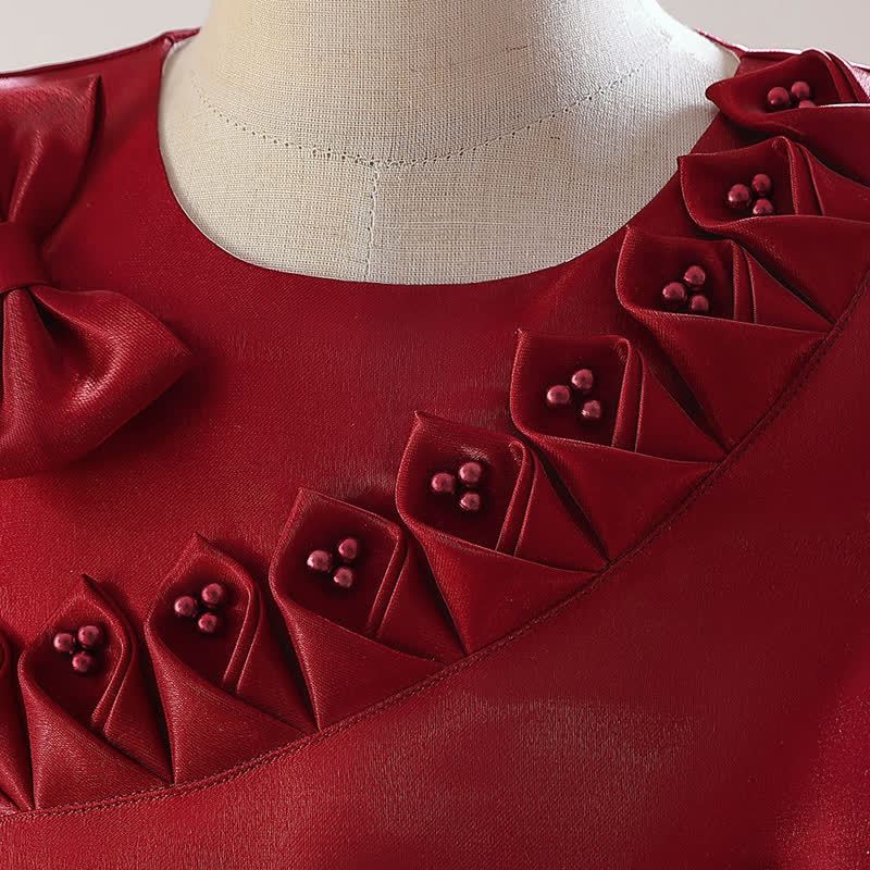 فساتين ماكسي بأكمام قصيرة مزينة بوردة من الساتان - image 24