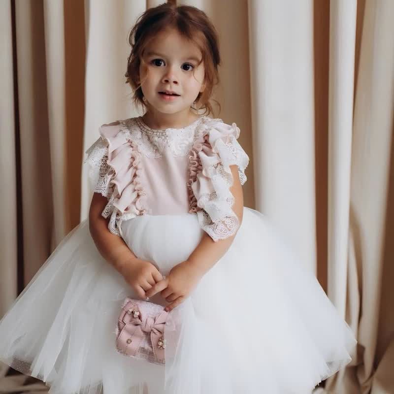 فساتين ميدي بأكمام قصيرة وفتحة جانبية من قماش شبكي - image 2