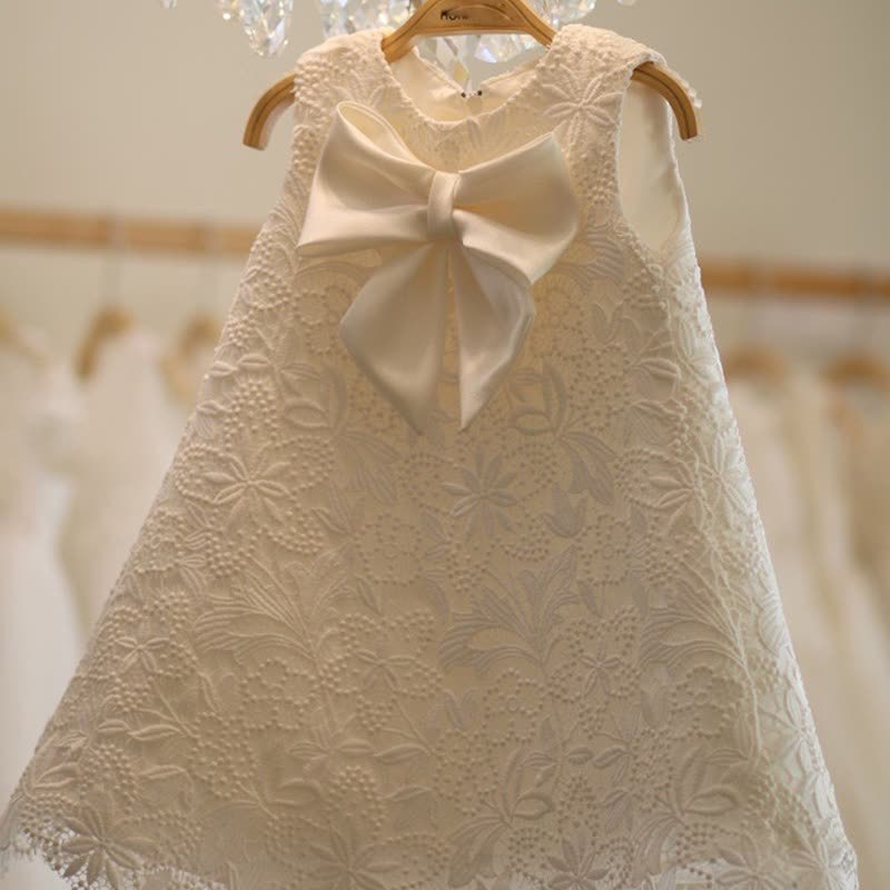 فساتين ميدي بدون أكمام مزينة بفيونكة دانتيل - image 2