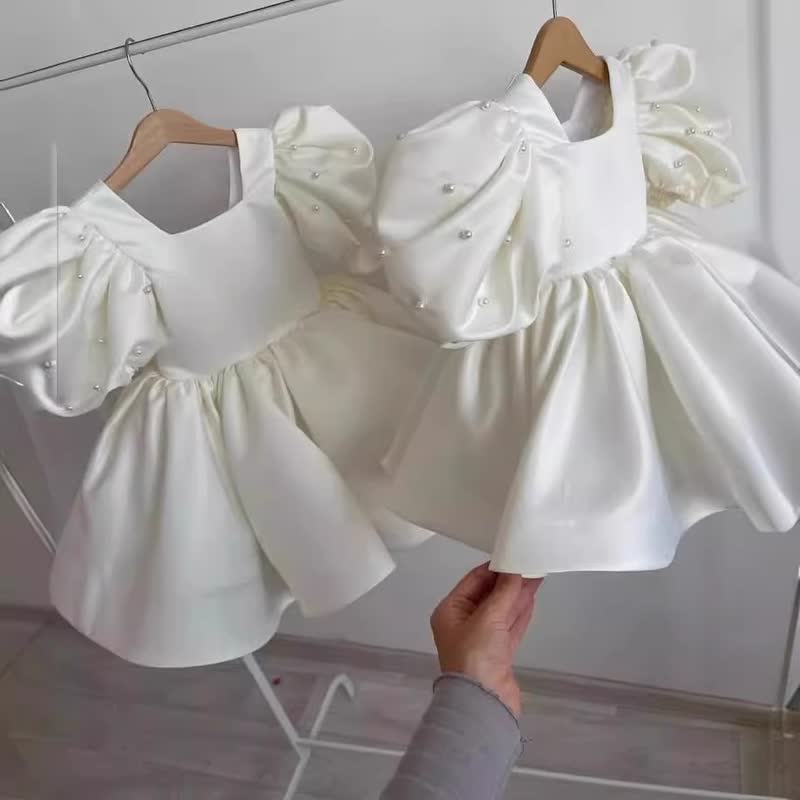 فساتين ميدي قصيرة الأكمام مزينة بفيونكة من الساتان - أبيض - 15-16 سنة - image 8