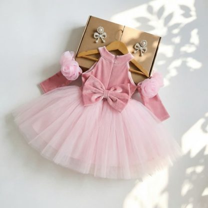 فساتين ميدي مخملية بفتحة جانبية وأكمام ثلاثة أرباع بدون قفازات - image 2