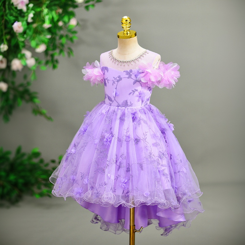 فساتين ميدي بدون أكمام مزينة بتطريز شبكي ووردة مقسمة - image 5