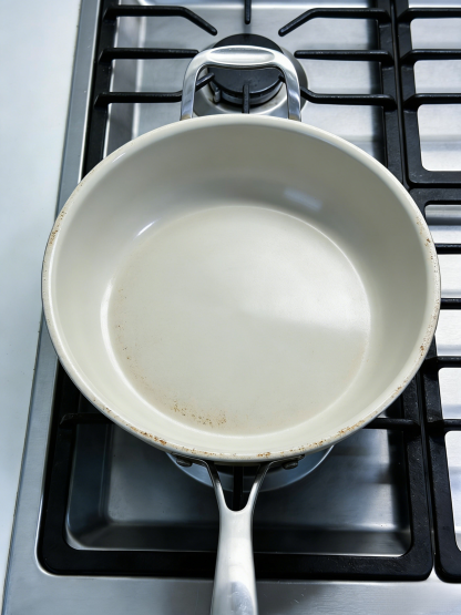 Metal surface rust remover 