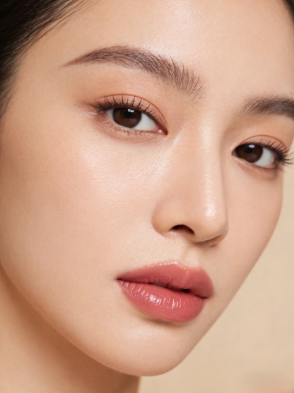 Black Magic Lip Line Lightening Non-Stain Lipstick