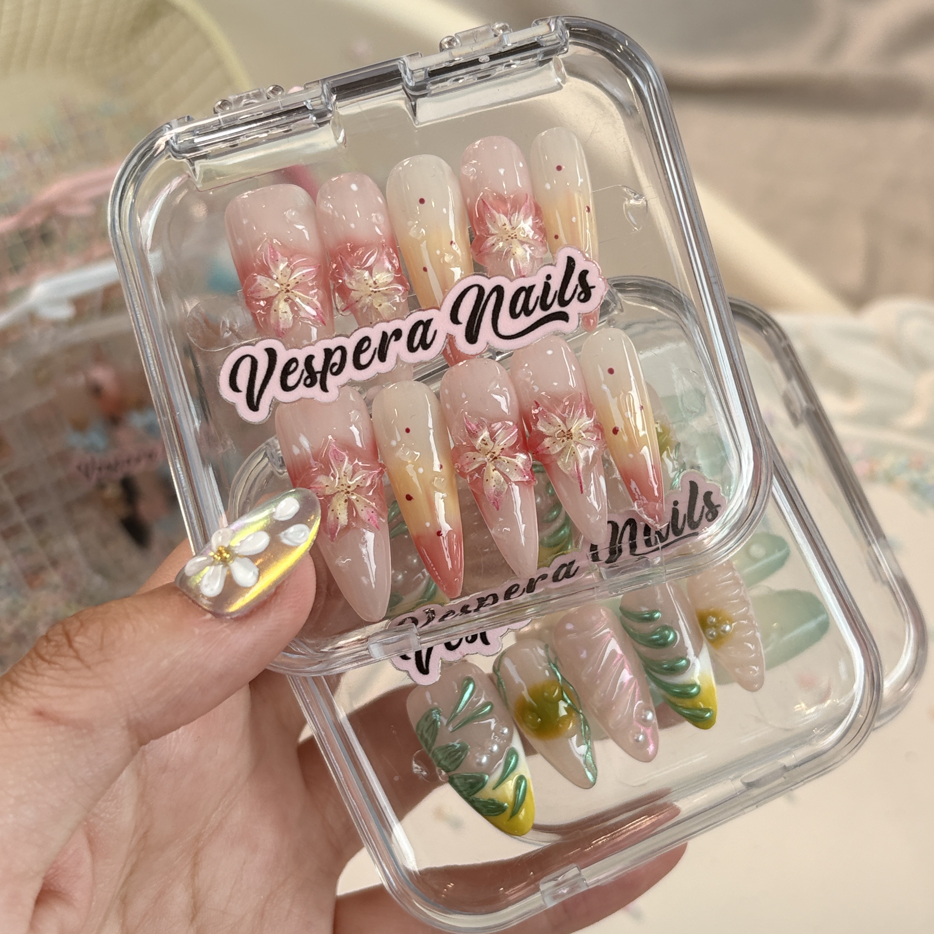 Handcrafted Press-on Nails Abundance Scoop