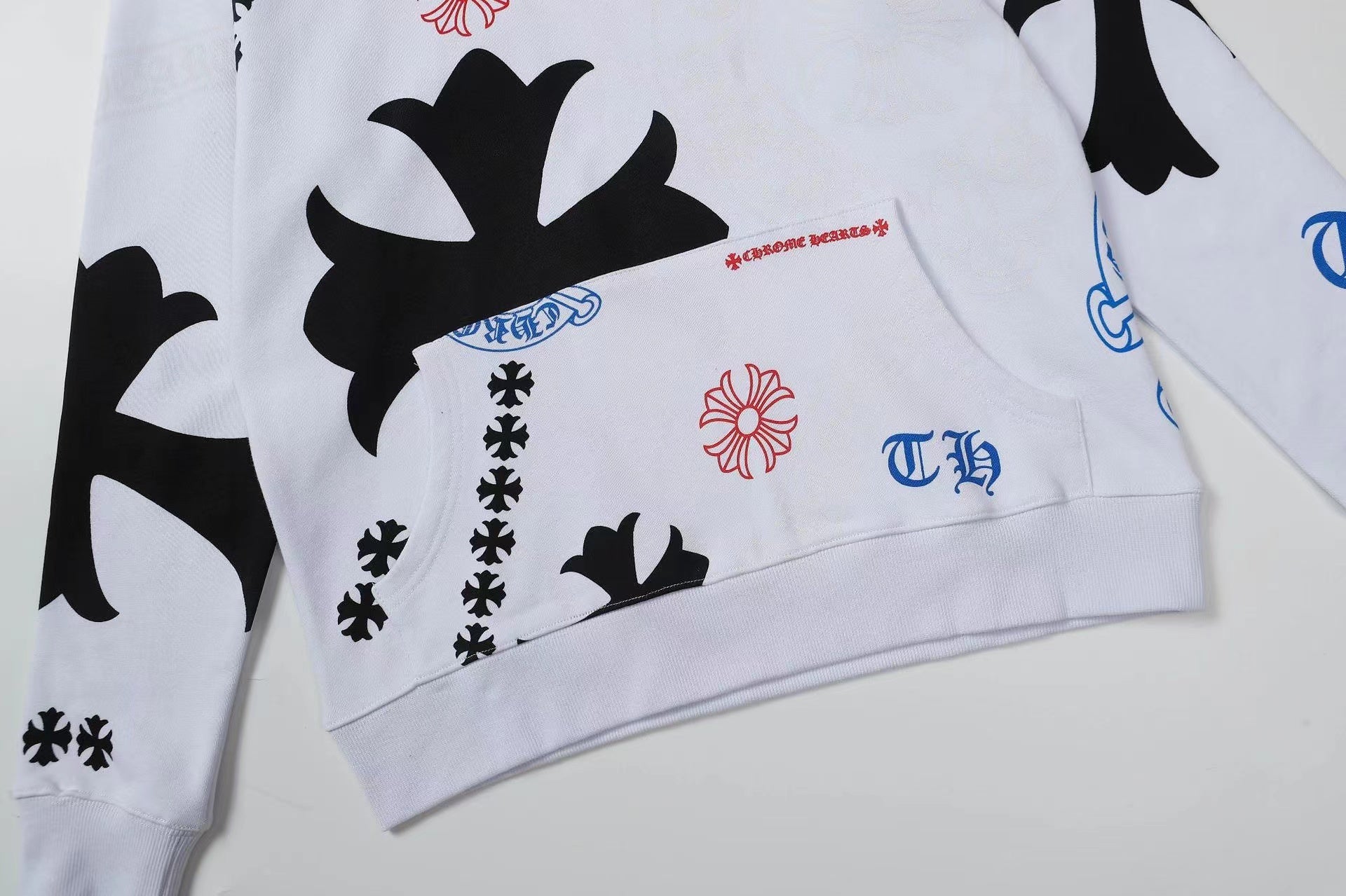【クロムハーツ】 Chrome Hearts Hoodie Tシャツ 長袖パーカー