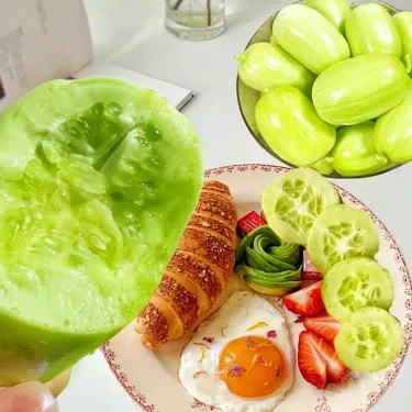 Uhorka – Zlatý chlapec, Dámska uhorka