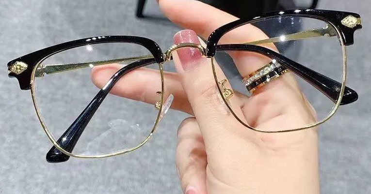 【官方正品】好物嚴選·黑科技新款防藍光老花鏡