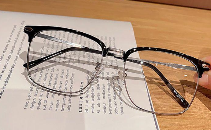 【官方正品】好物嚴選·黑科技新款防藍光老花鏡