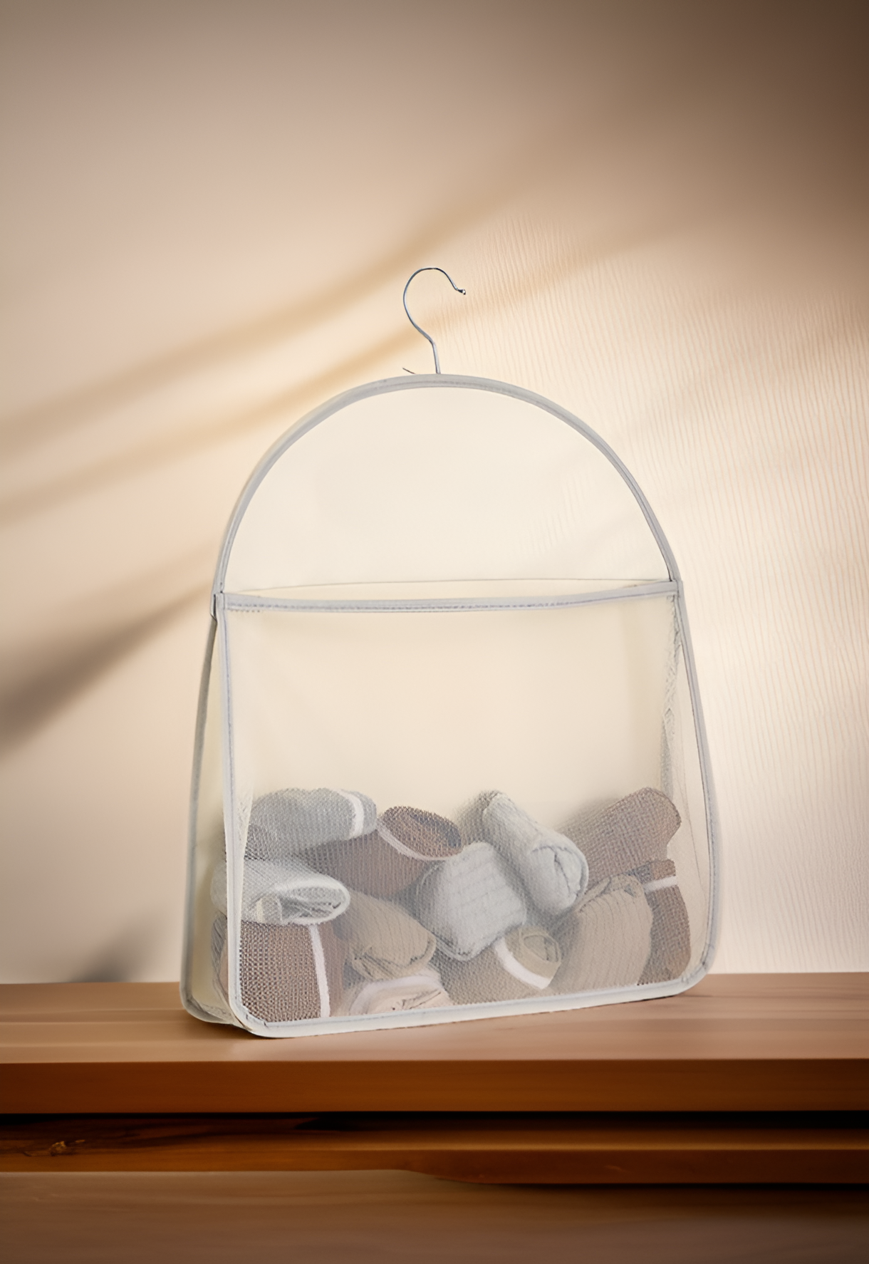 Foldable mesh storage bag for easy closet storage