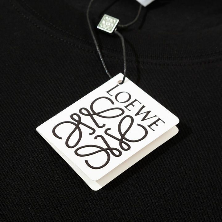 【LOEWE 公式旗艦店】（ロエベ）Tシャツ、ご好評に付き再入荷！