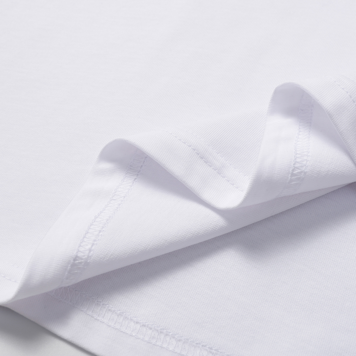 【LOEWE 公式旗艦店】（ロエベ）Tシャツ、ご好評に付き再入荷！