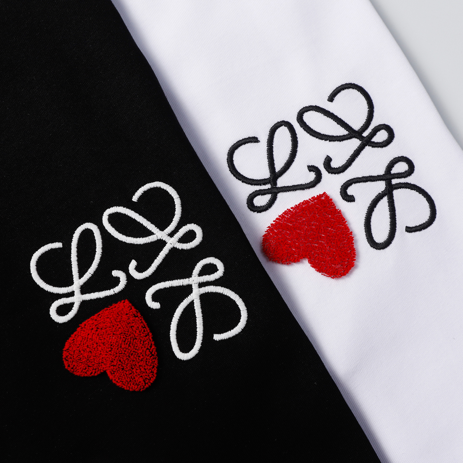 【LOEWE 公式旗艦店】（ロエベ）Tシャツ、ご好評に付き再入荷！