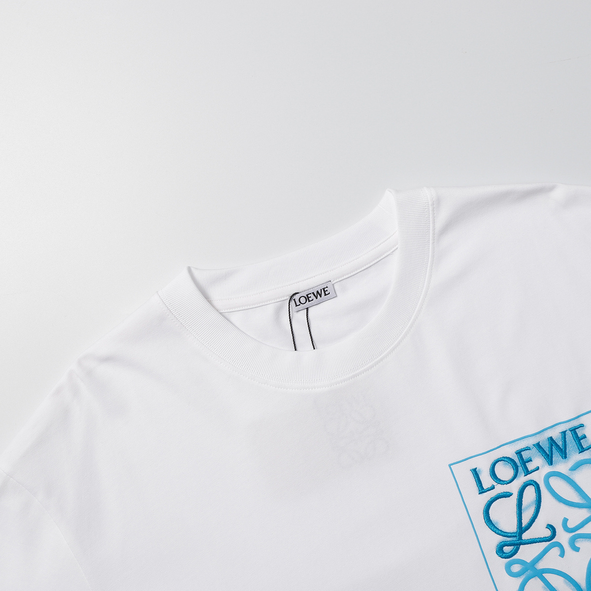 【LOEWE 公式旗艦店】（ロエベ）Tシャツ、ご好評に付き再入荷！