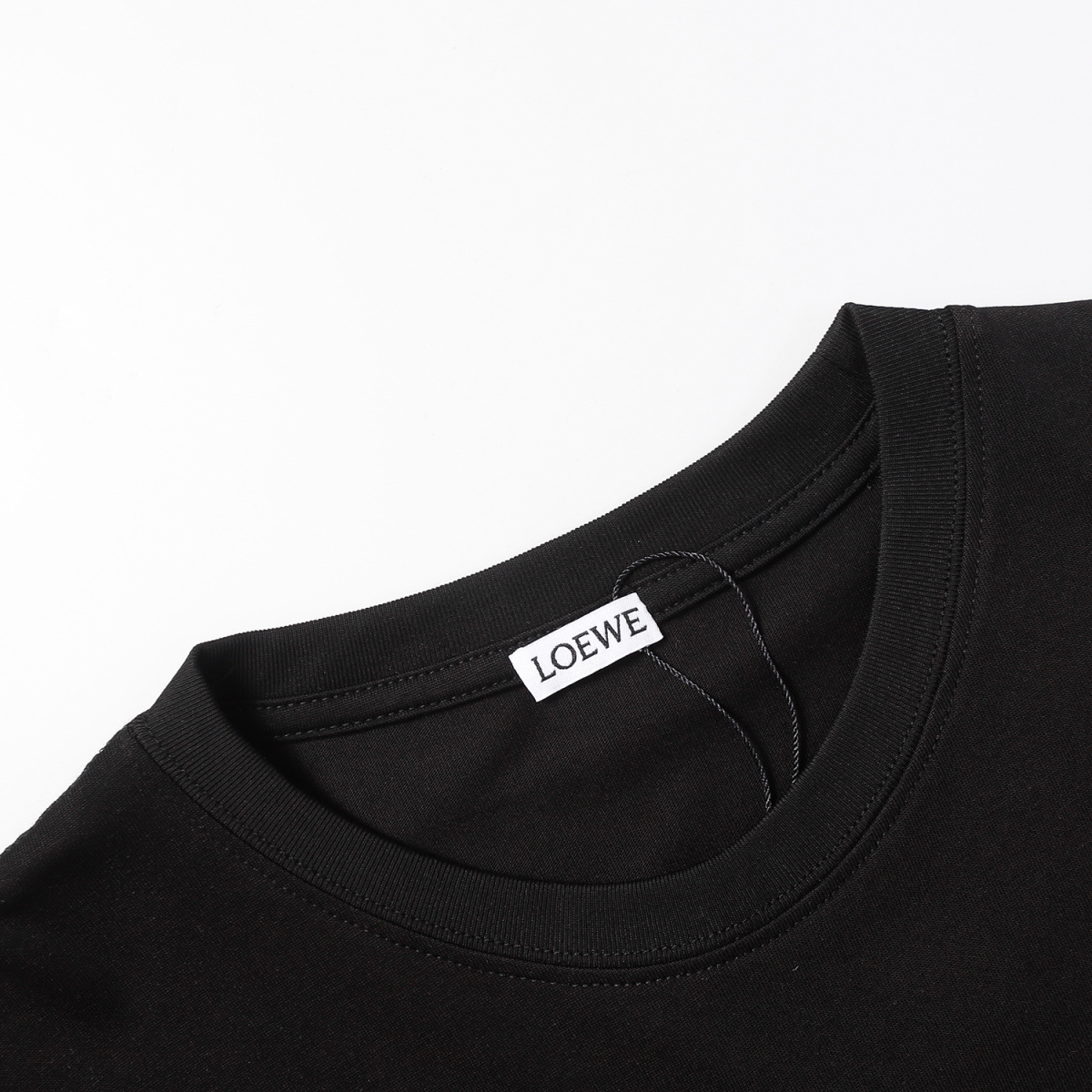 【LOEWE 公式旗艦店】（ロエベ）Tシャツ、ご好評に付き再入荷！