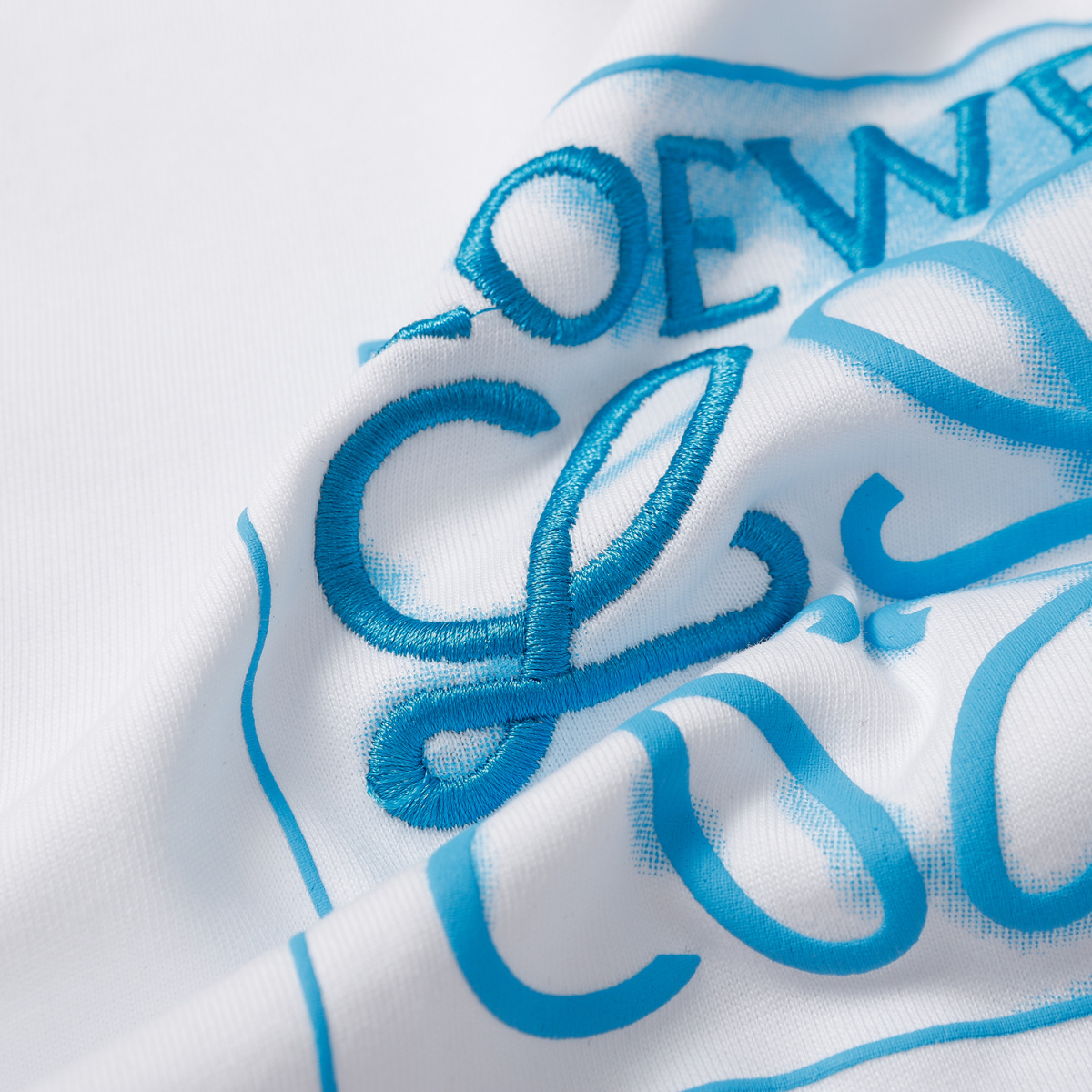 【LOEWE 公式旗艦店】（ロエベ）Tシャツ、ご好評に付き再入荷！