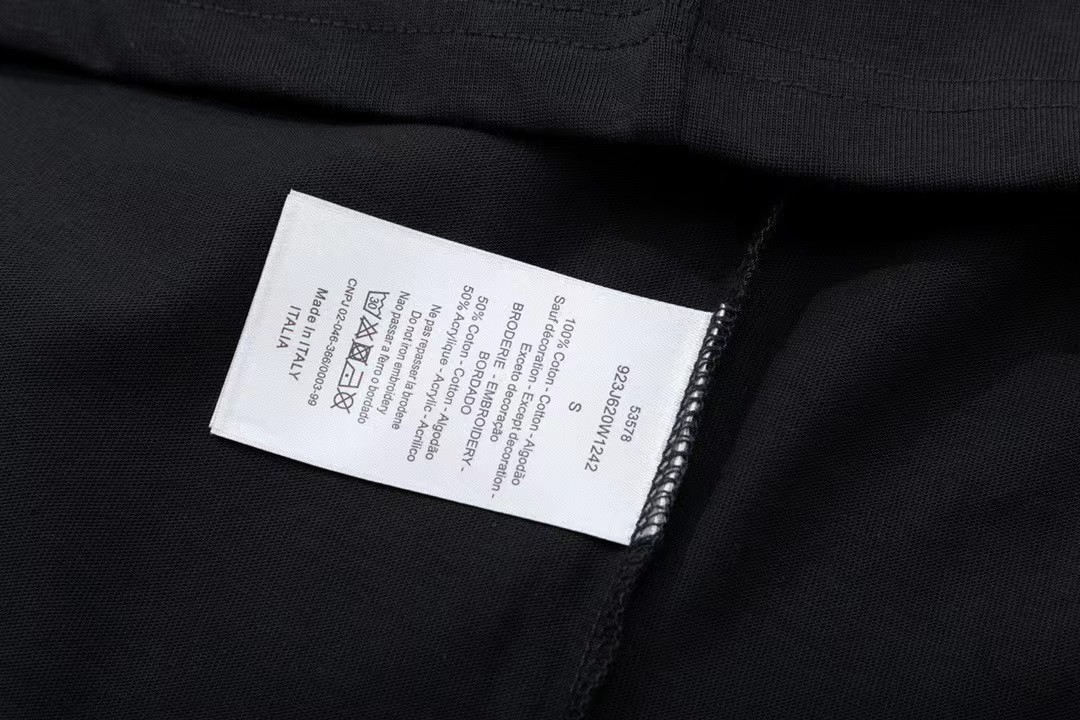 【 DIOR 公式旗艦店】ディオール Tシャツ ご好評に付き再入荷！