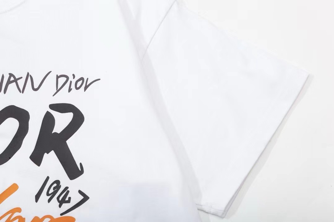 【 DIOR 公式旗艦店】ディオール Tシャツ ご好評に付き再入荷！