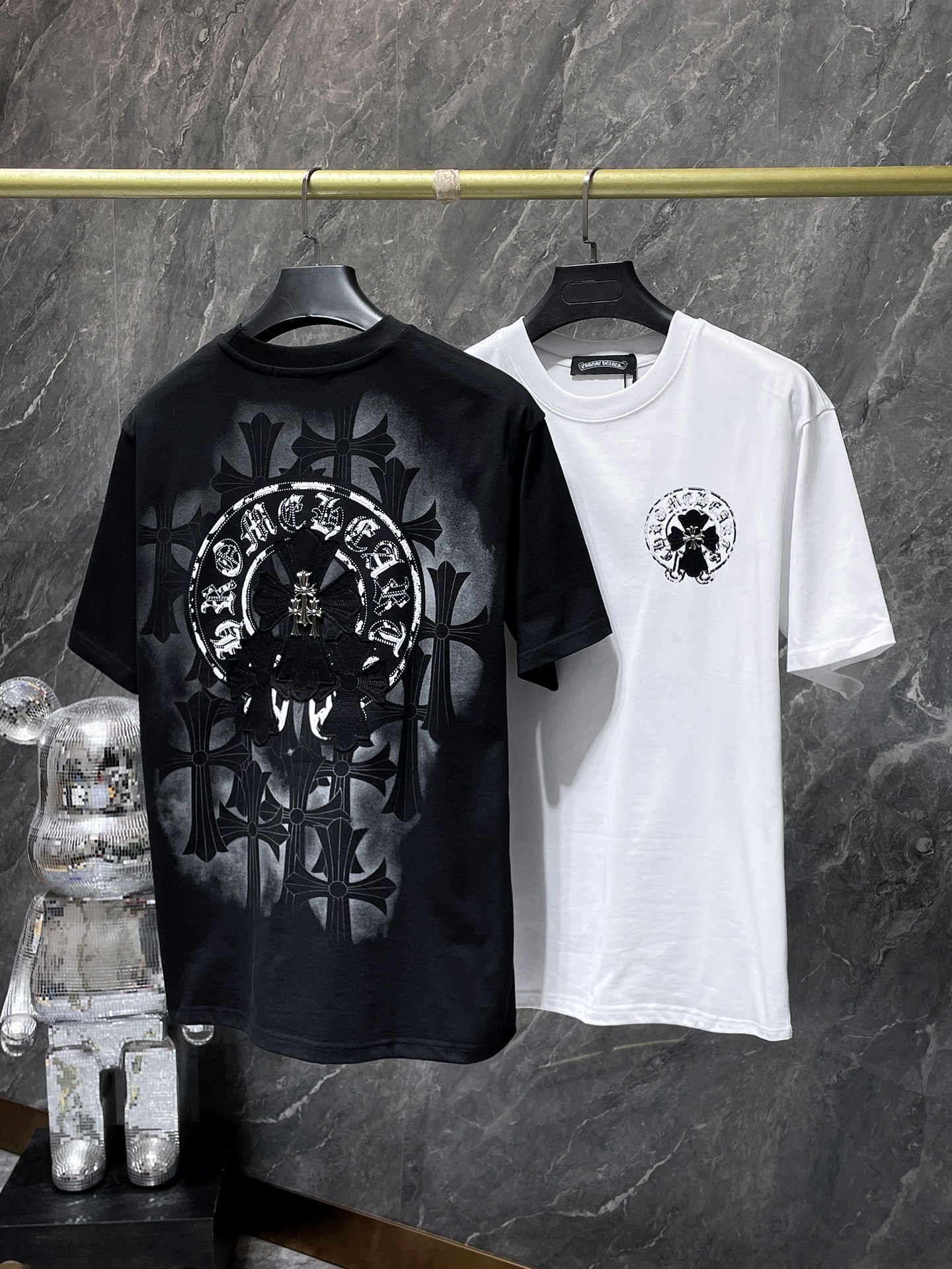 【CHROME HEARTS】（クロムハーツ）半袖Tシャツ、ご好評に付き再入荷！